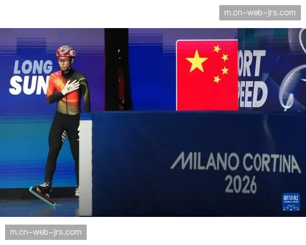 短道速滑孙龙男子1000米摘银 0.028秒之差憾失金牌
